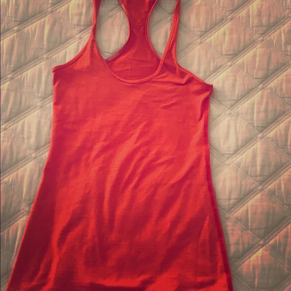Lululemon coral tank size 6